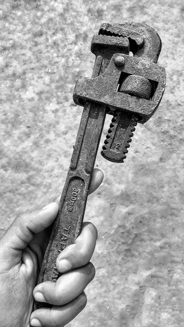 The Ultimate Guide to Choosing the Best Hammer for Home Improvement